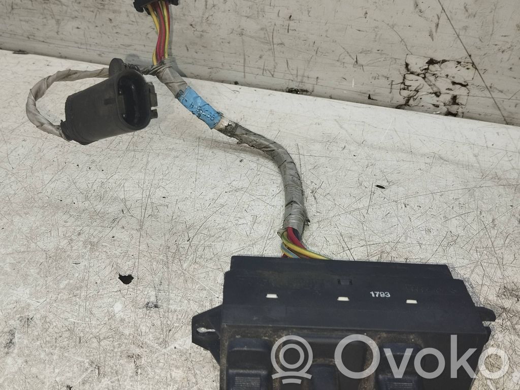 Jeep Cherokee Seat control switch 