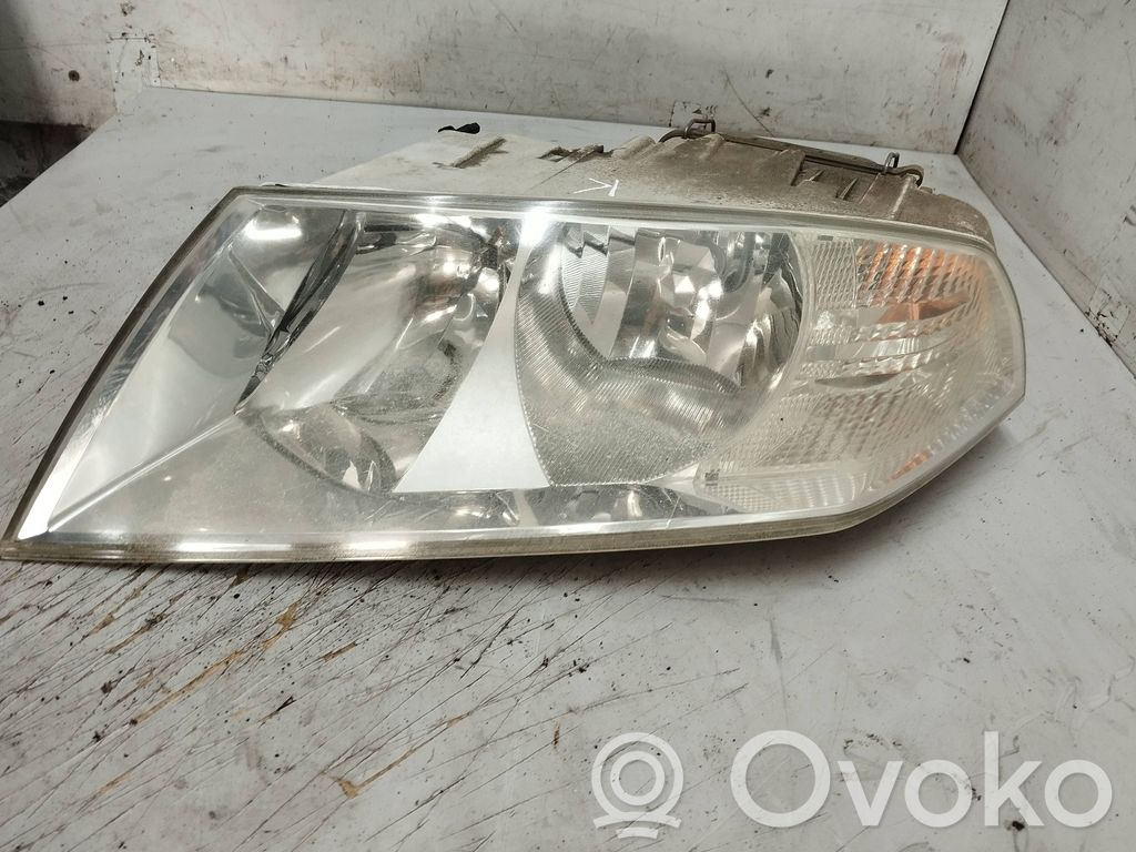 Skoda Octavia Mk2 (1Z) Headlight/headlamp 
