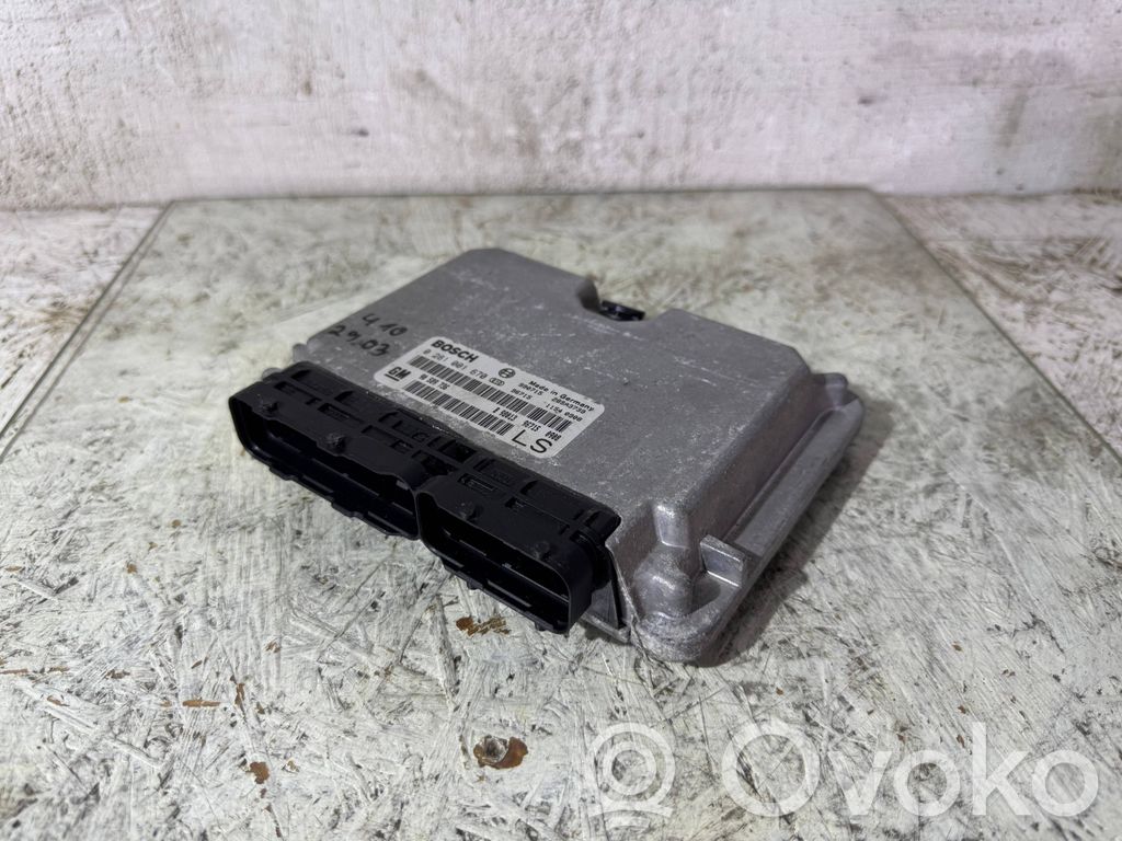 Opel Astra G Engine control unit/module 