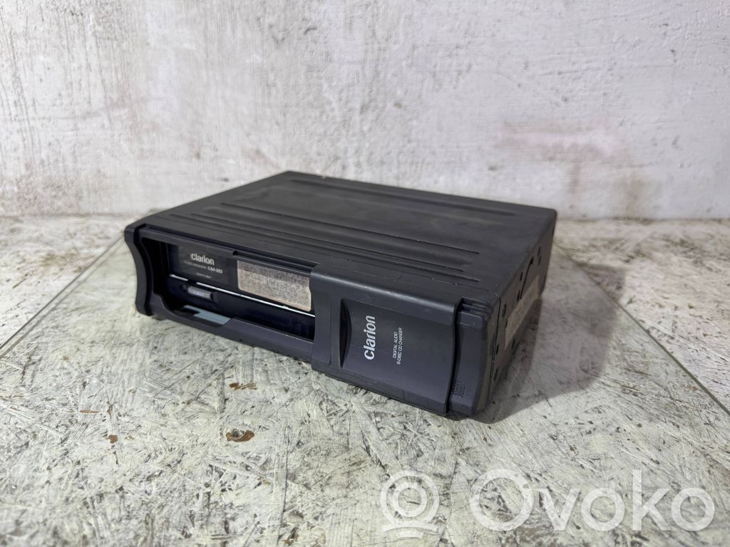Peugeot 607 CD/DVD changer 