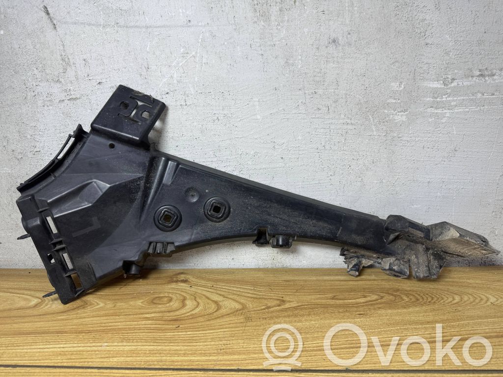 Audi Q7 4L Front bumper mounting bracket 