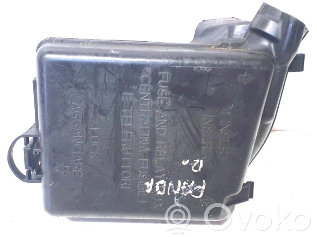 Fiat Panda II Alte piese compartiment motor 