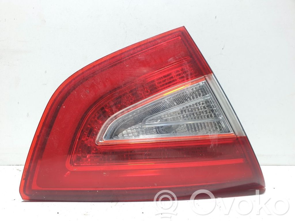 Lampy tylnej klapy bagażnika   924032Y500