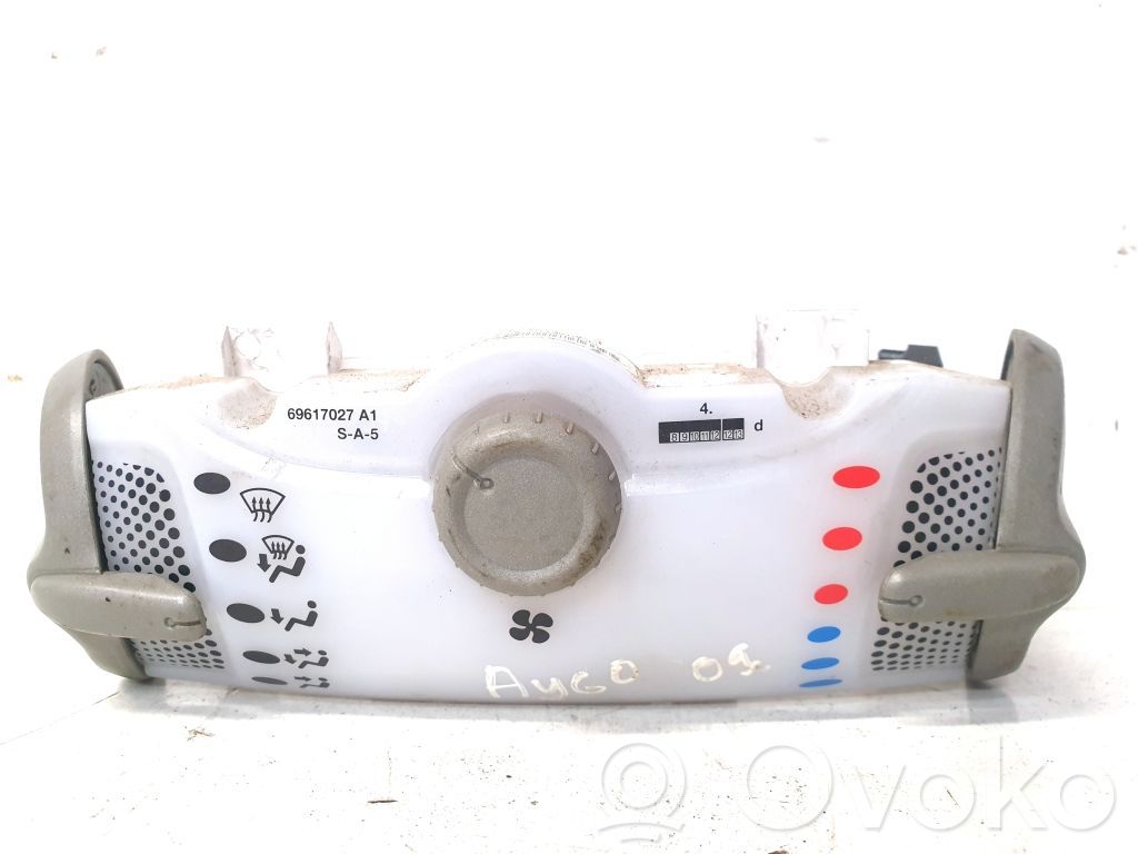 Toyota Aygo AB10 Air conditioner control unit module 