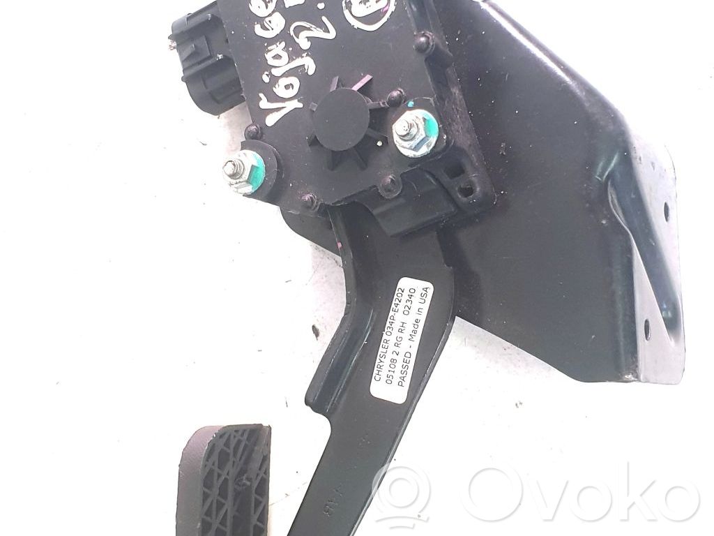 Acceleration sensor   034PE4202