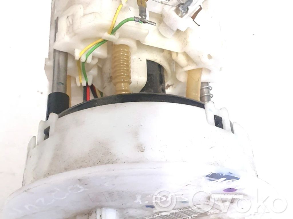 Mazda 2 Bomba interna de combustible 