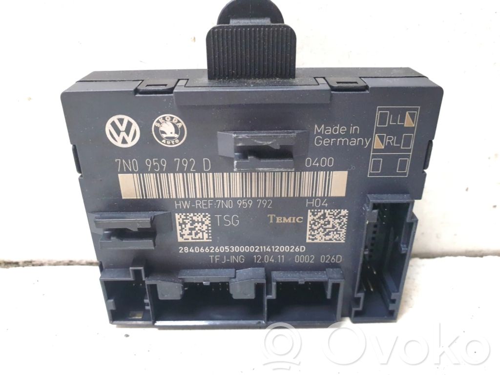 Skoda Yeti (5L) Door control unit/module 