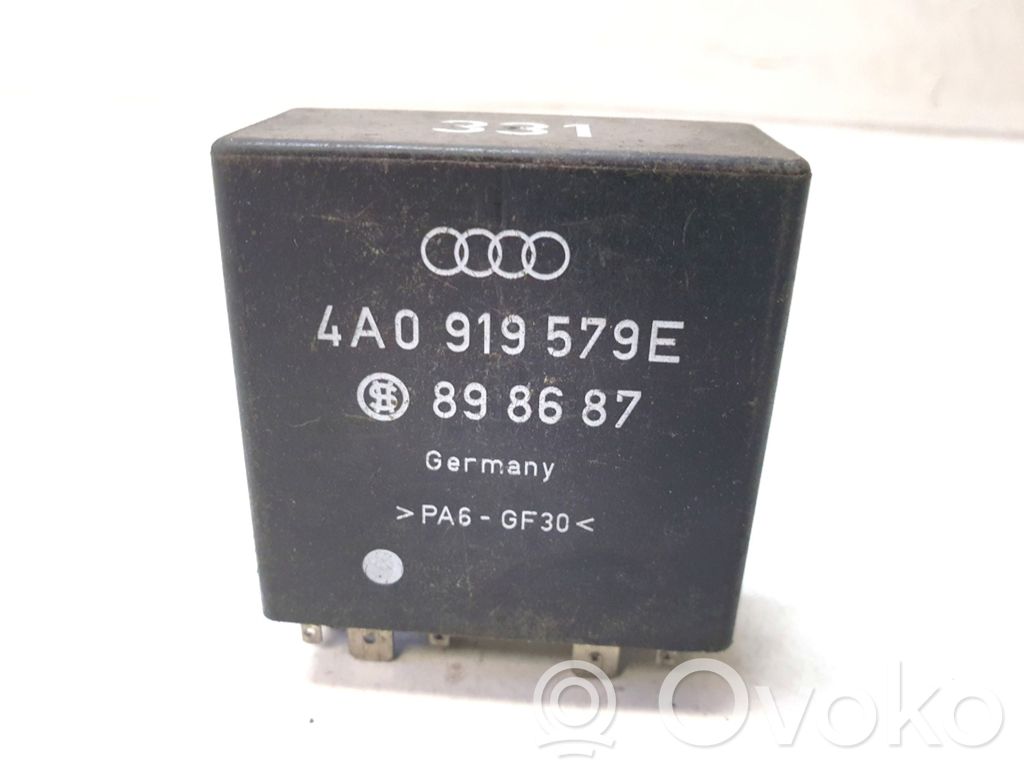 Audi A4 S4 B5 8D Muu rele 