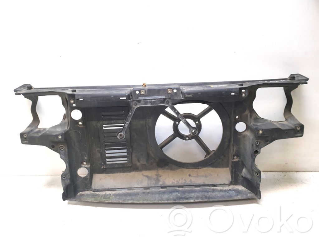 Volkswagen Golf III Radiatoru panelis 