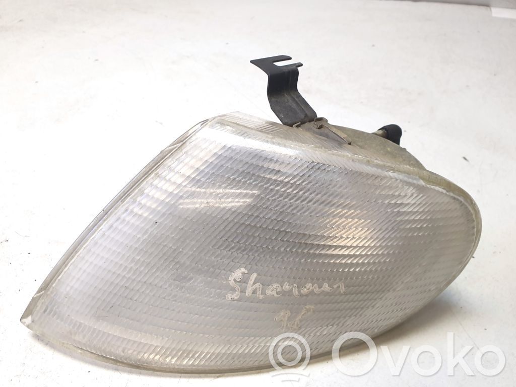 Volkswagen Sharan Front indicator light 