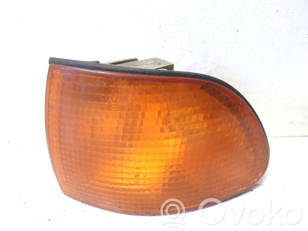 BMW 7 E38 Front indicator light 