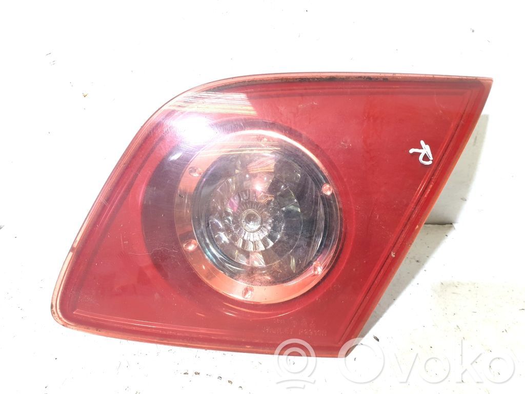 Mazda 3 I Aizmugurējais lukturis pārsegā 