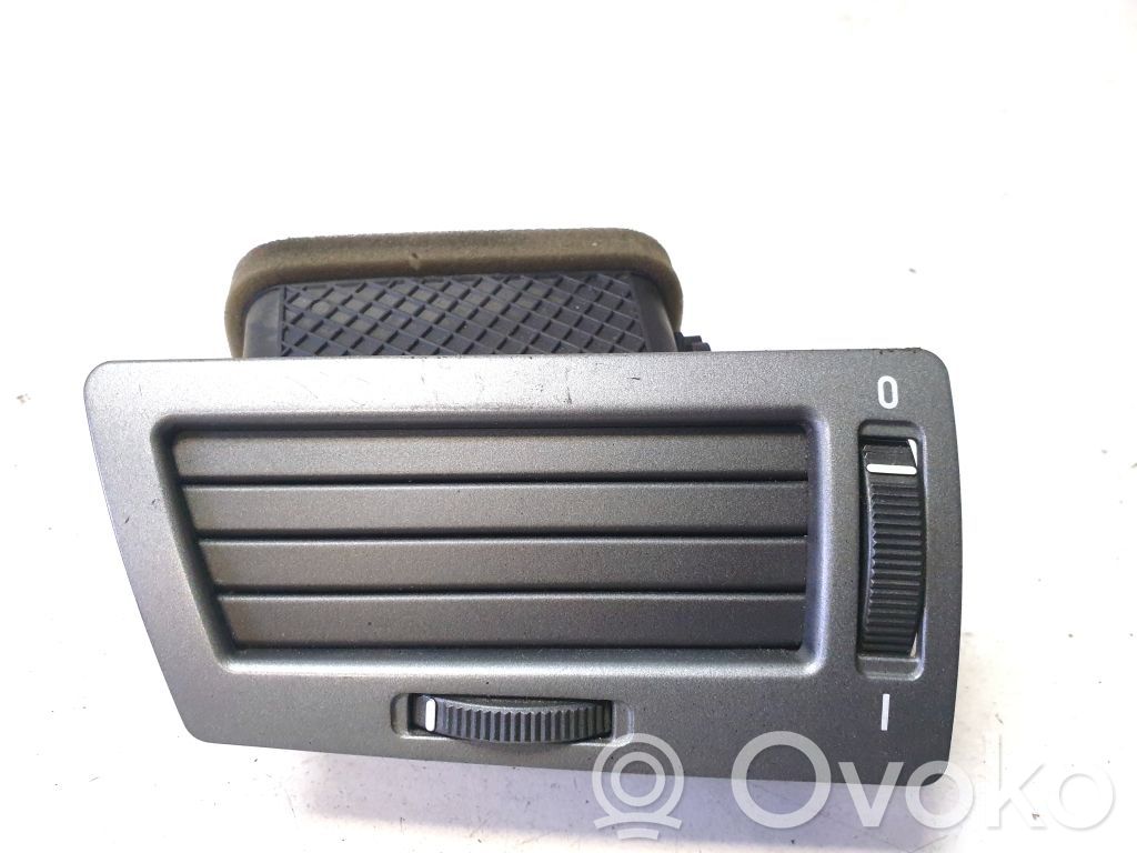 BMW 7 E65 E66 Ramă grilă ventilație bord 