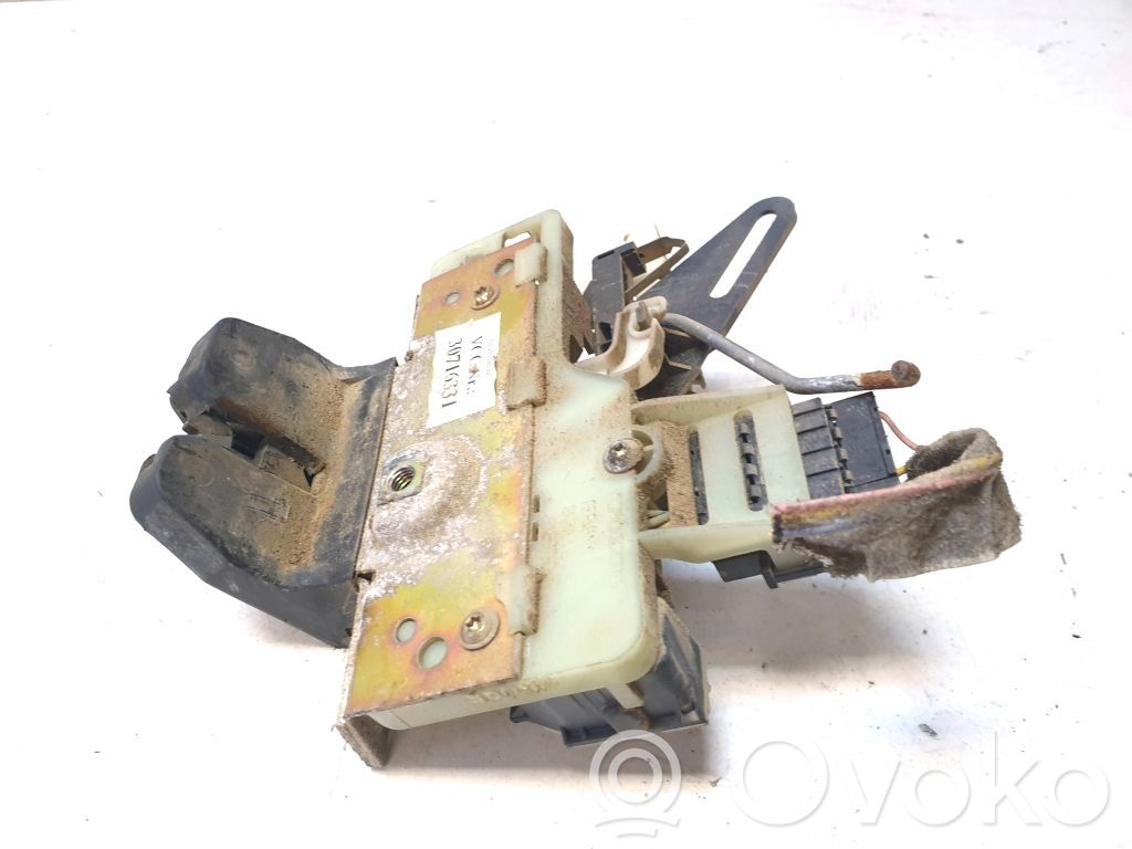 Volvo XC70 Loading door lock 