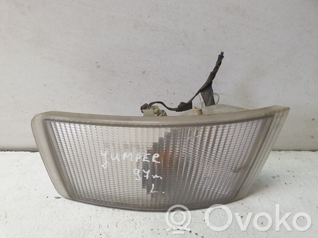 Frontblinker   35710747