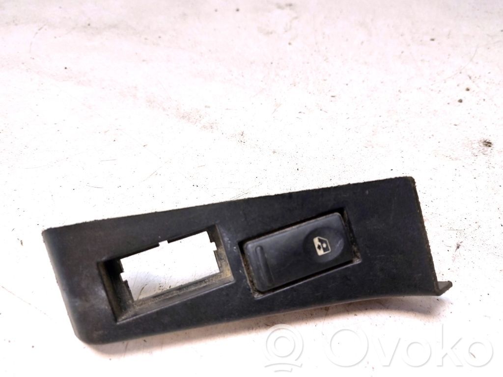 Renault Master II Electric window control switch 