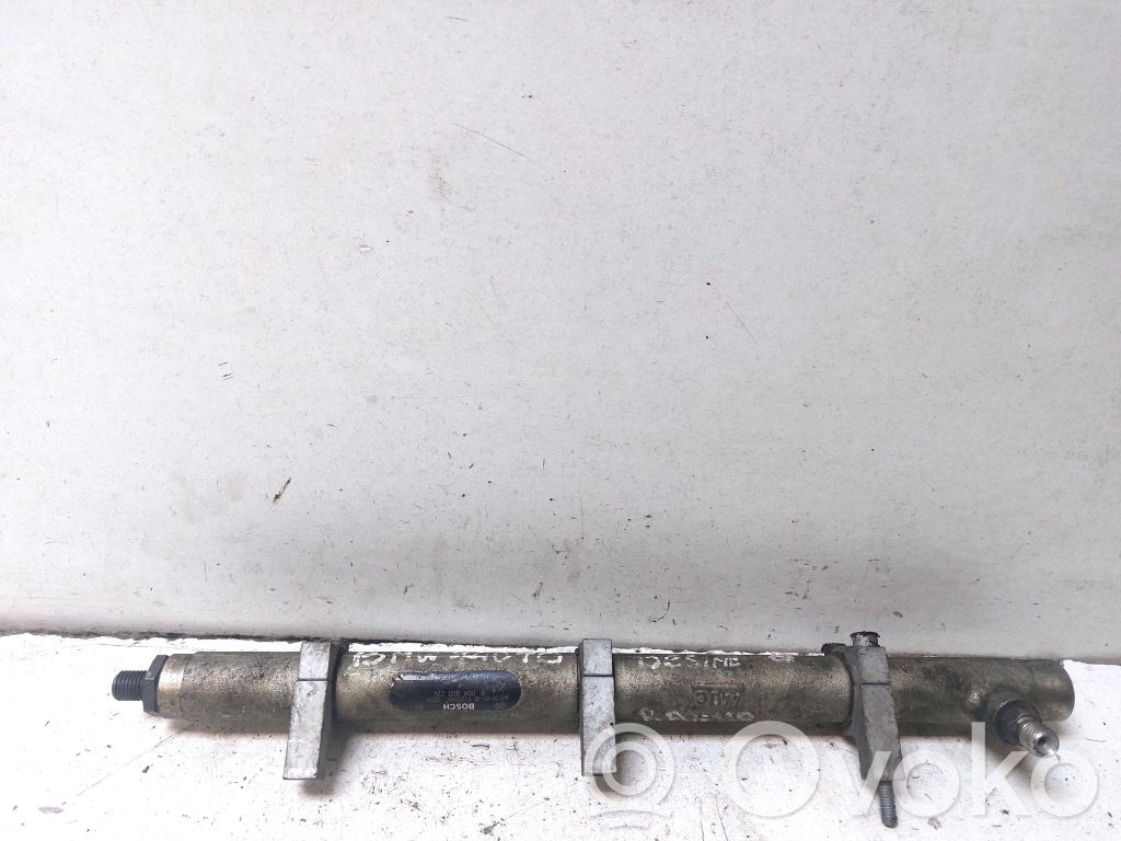 BMW 7 E38 Fuel main line pipe 