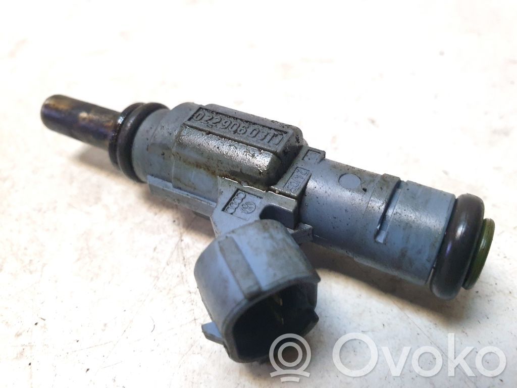 Porsche Cayenne (9PA) Inyector de combustible 