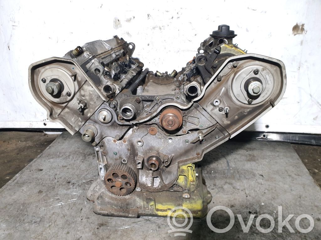 Audi A8 S8 D2 4D Engine 