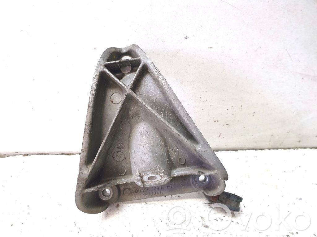 Audi A8 S8 D2 4D Engine mounting bracket 