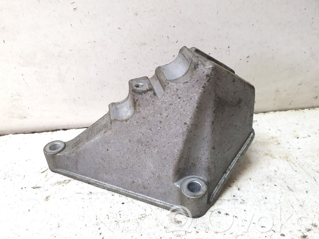 Audi A8 S8 D2 4D Engine mounting bracket 