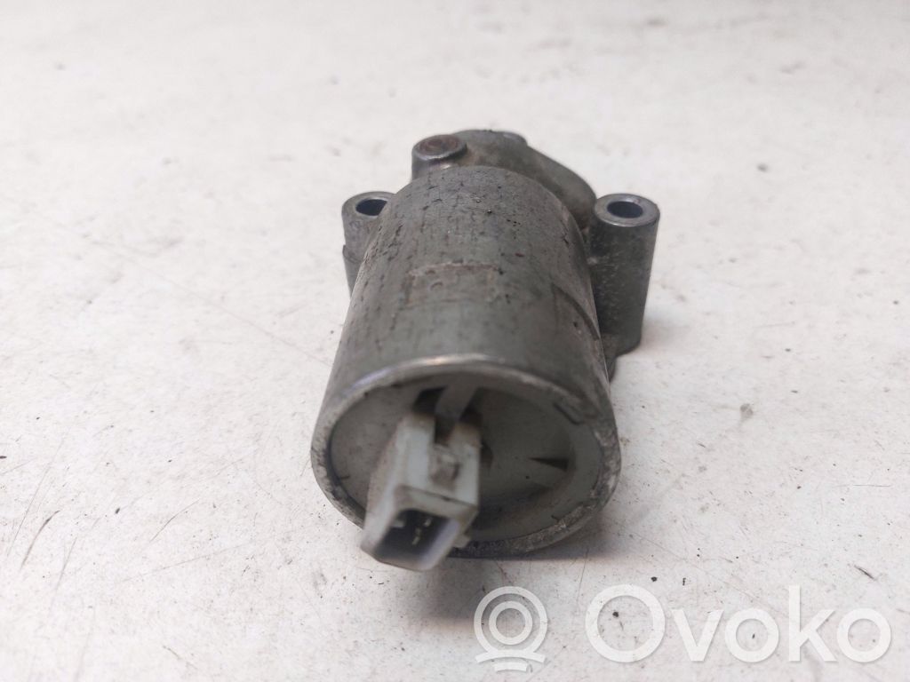 Audi A8 S8 D2 4D Ventil 