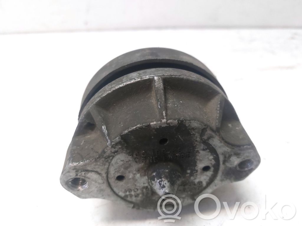 Audi A8 S8 D2 4D Engine mount bracket 