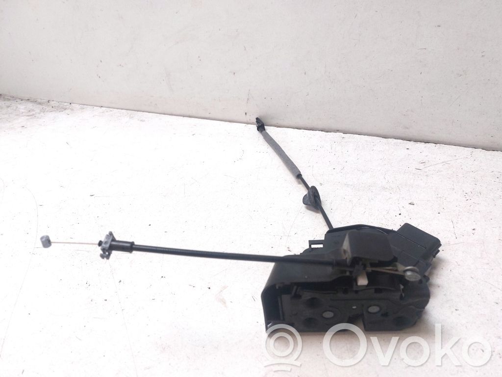 Volvo XC70 Rear door lock 
