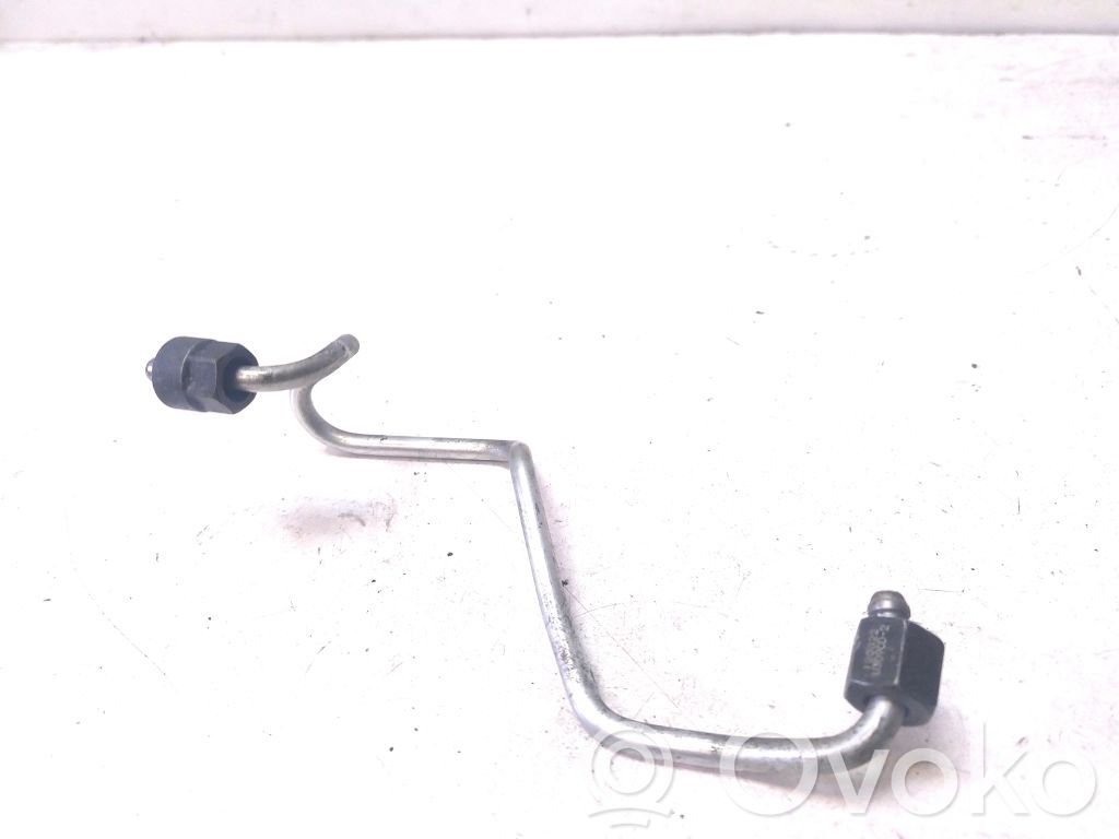 Audi A8 S8 D4 4H Fuel injector supply line/pipe 