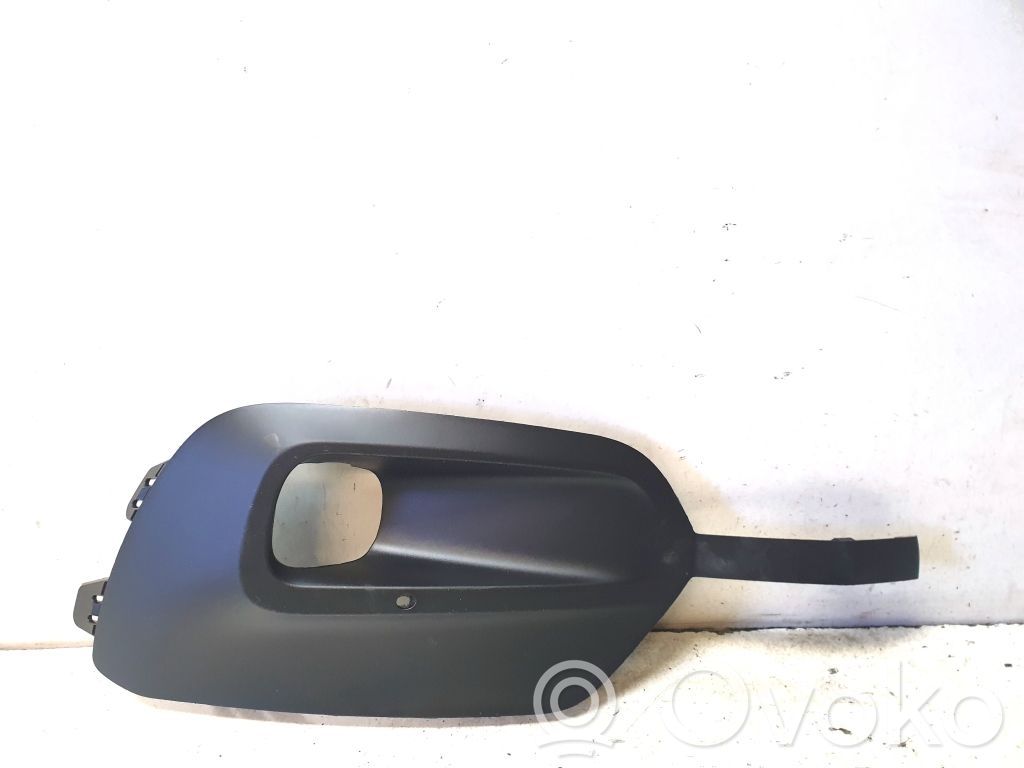Toyota Proace Front bumper lower grill 