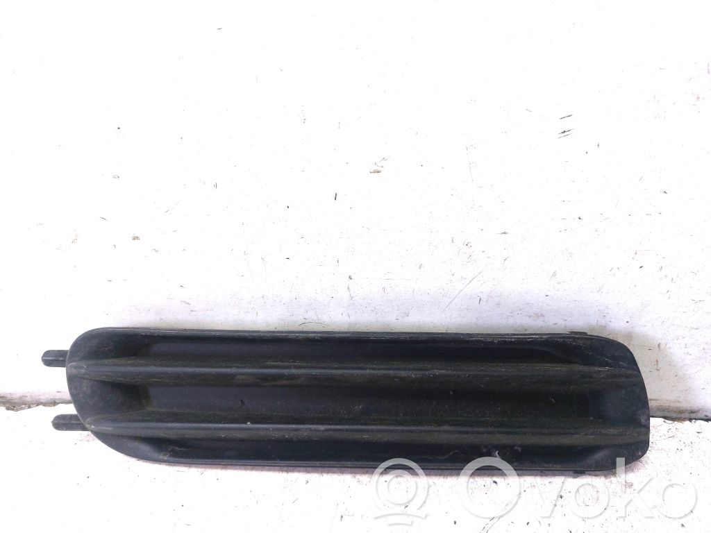 BMW 3 E46 Rejilla inferior del parachoques delantero 