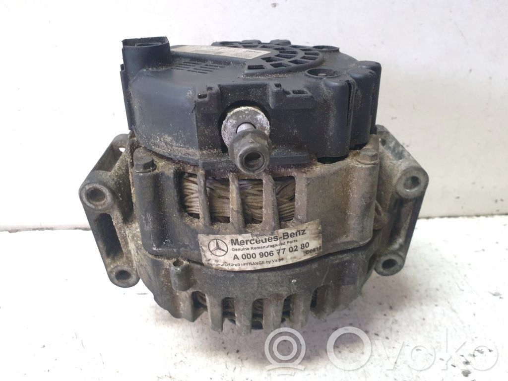 Mercedes-Benz C W204 Ģenerators 