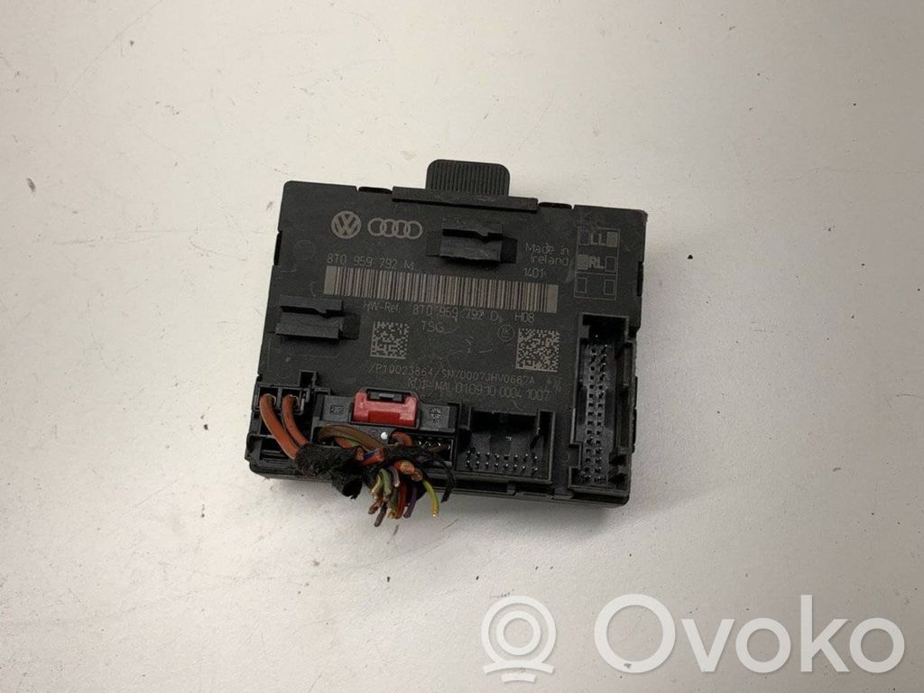 Audi A5 8T 8F Door control unit/module 