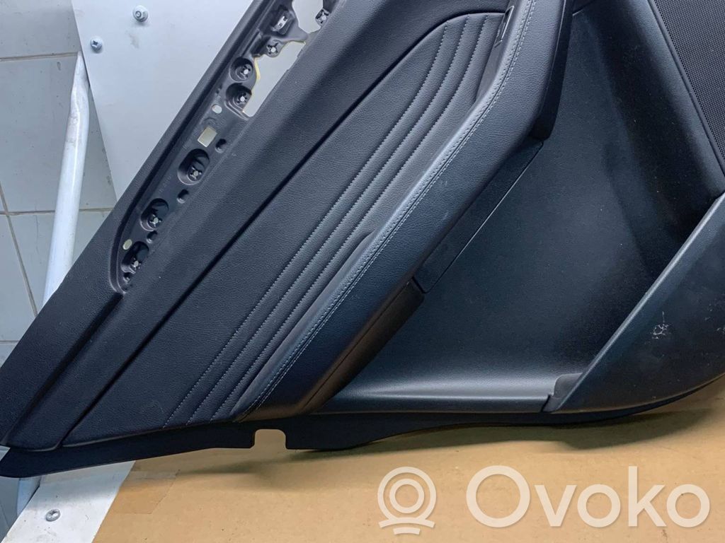 Mercedes-Benz GLE (W166 - C292) Apmušimas galinių durų (obšifke) 