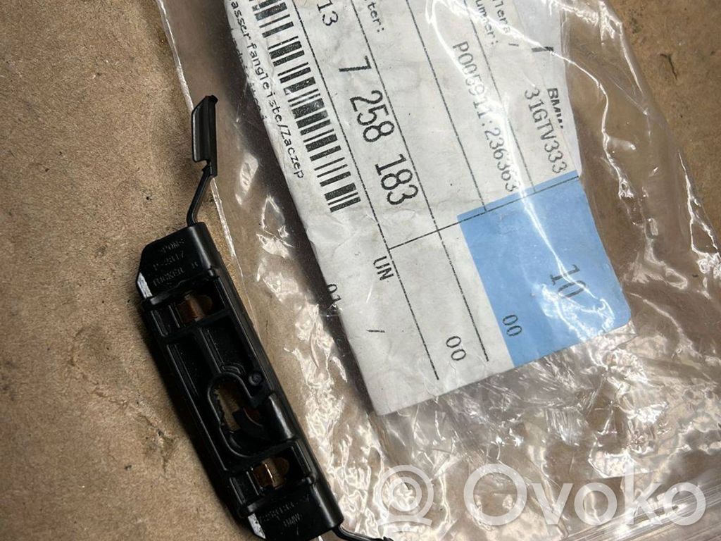 BMW 3 F30 F35 F31 Vējstikla dekoratīvā apdare 