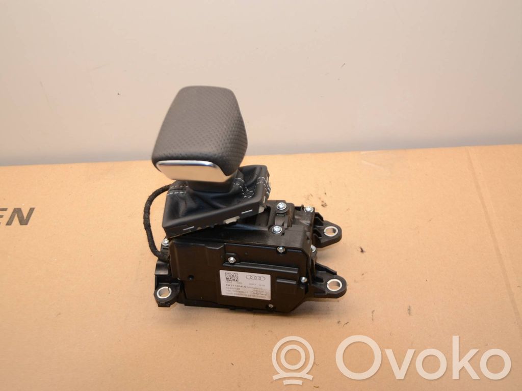 Audi A5 Gear shifter/selector 