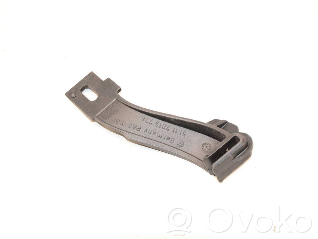 Headlight/headlamp mounting bracket   7019778,51117019778,10176