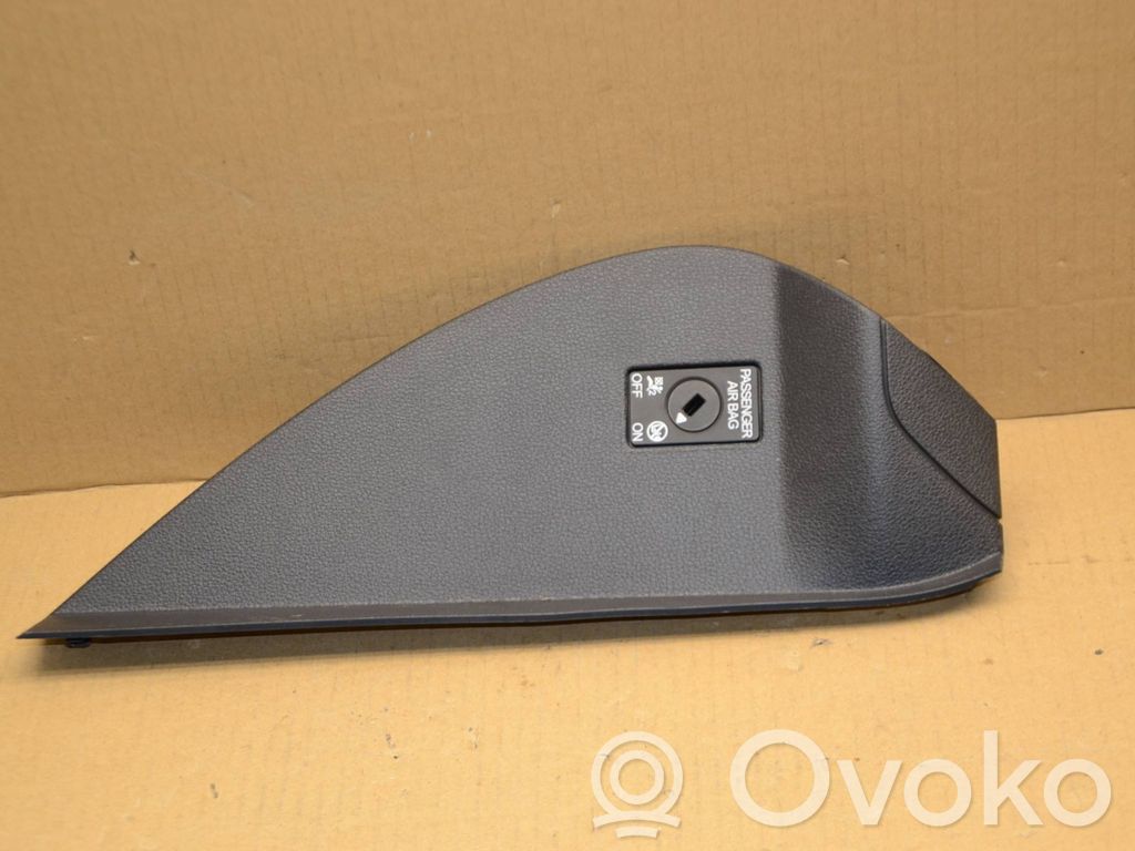 Skoda Octavia Mk4 Panelės apdailos skydas (šoninis) 
