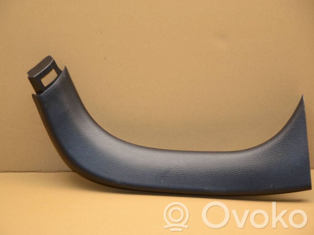 Toyota RAV 4 (XA40) Moldura lateral de la puerta/portón del maletero 