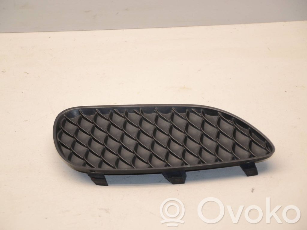 Mercedes-Benz GLA W156 X156 Front bumper lower grill 