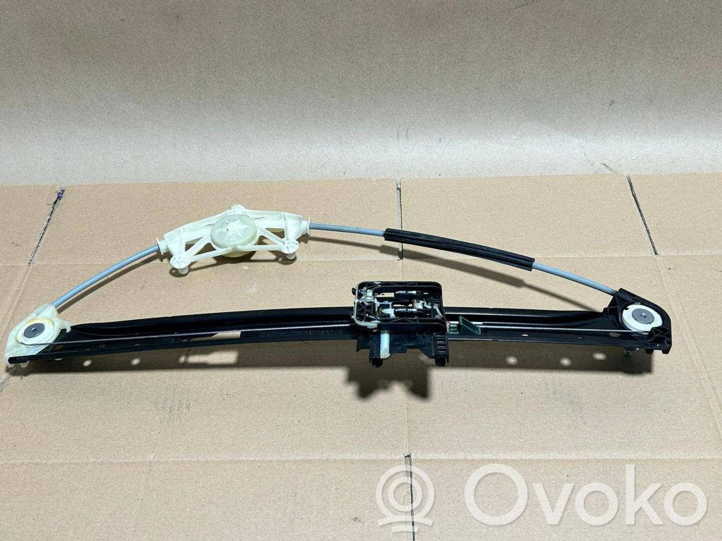 Porsche Macan (95B) Mechanizm podnoszenia szyby tylnej bez silnika 