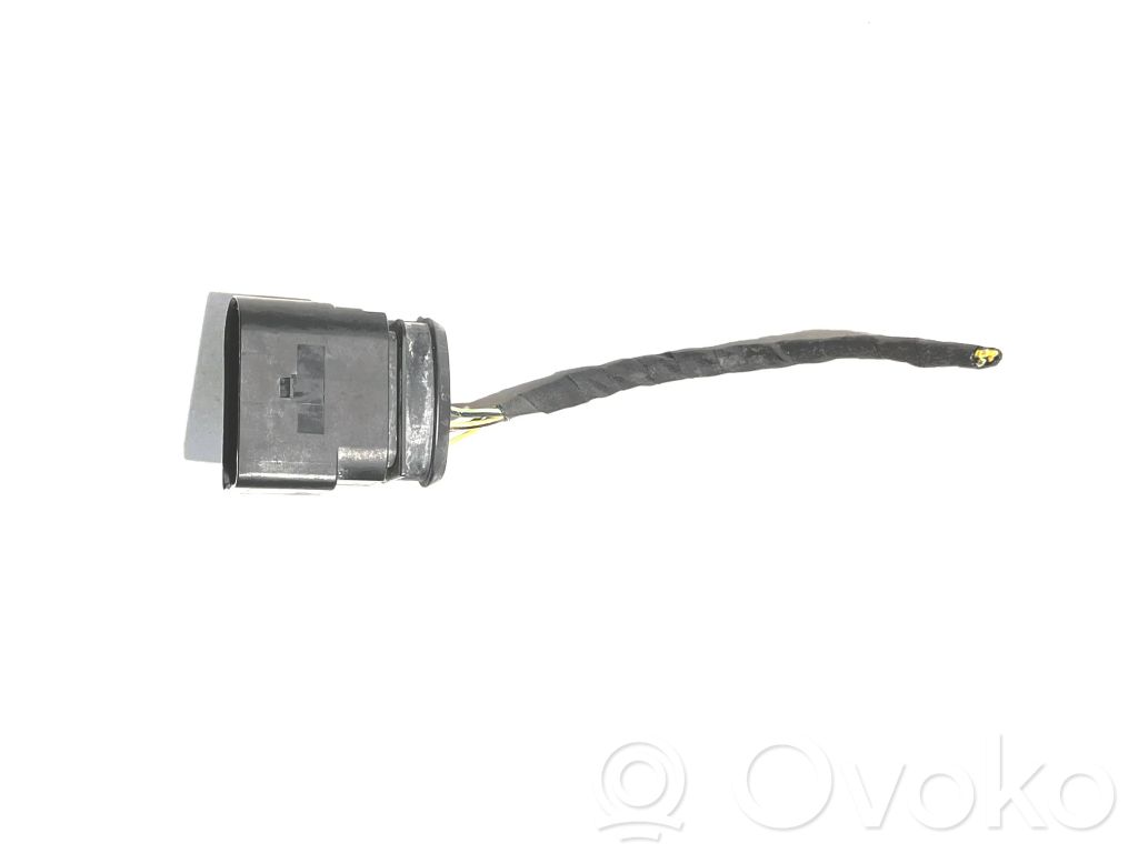 Volkswagen PASSAT B7 Other relay 