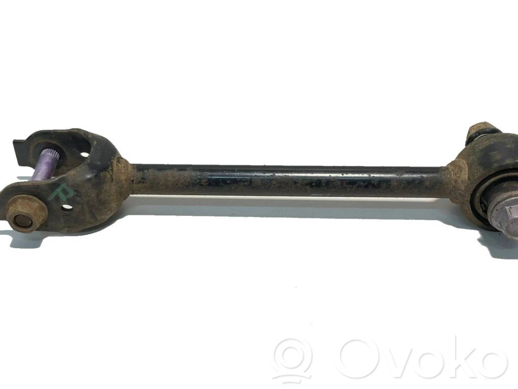 Toyota RAV 4 (XA50) Brazo de suspensión trasero 