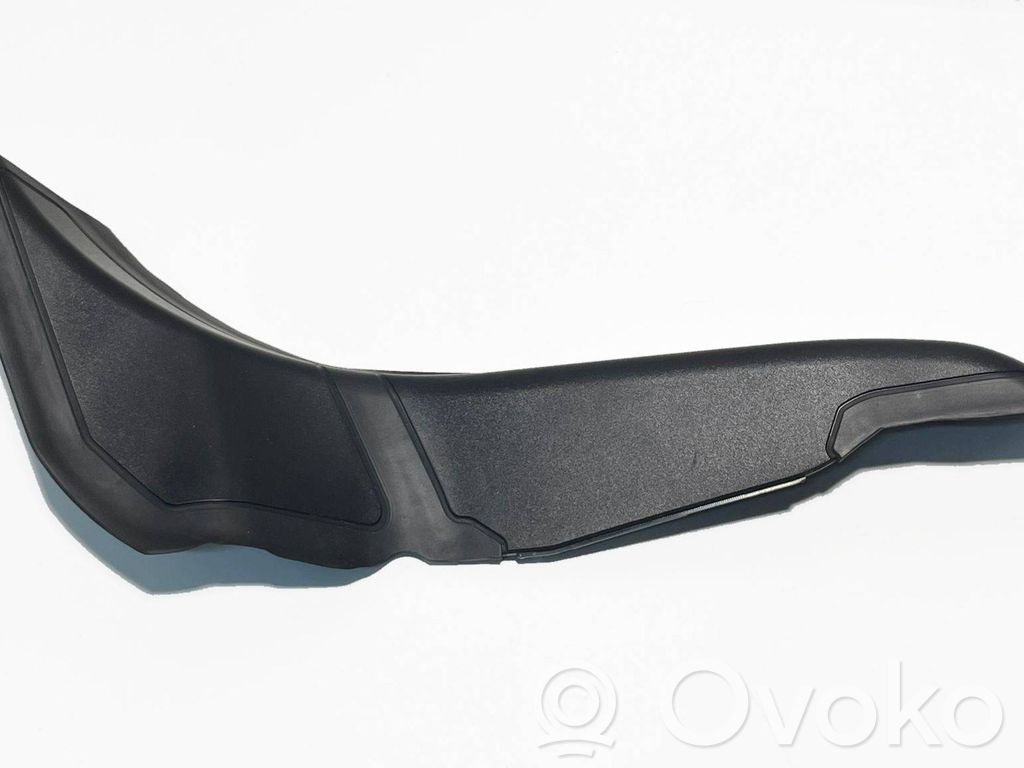 BMW 5 G30 G31 G38 Rear/tail light trim molding 