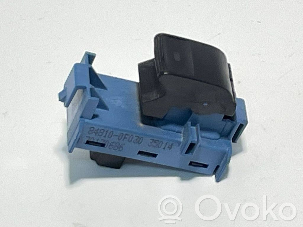 Toyota Verso Electric window control switch 
