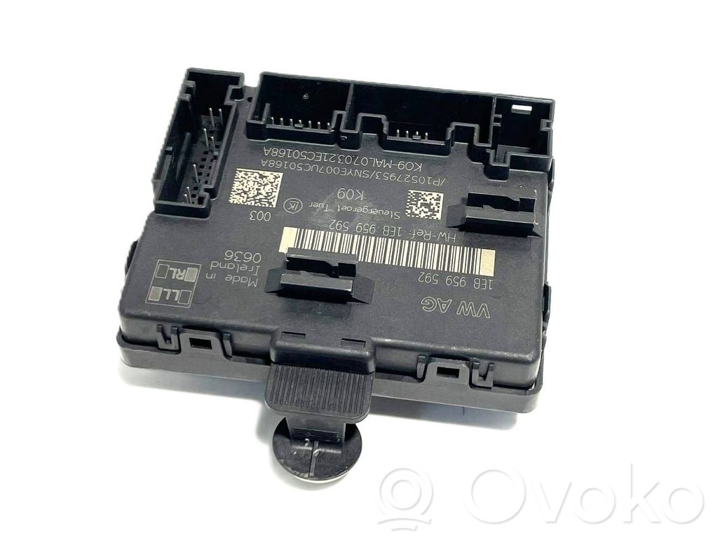 Skoda Enyaq iV Door control unit/module 