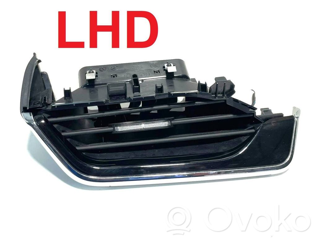 Skoda Enyaq iV Dysze / Kratki nawiewu deski rozdzielczej 