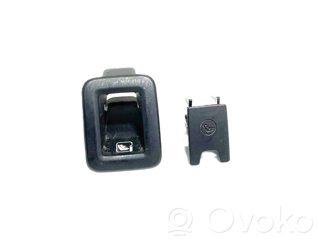Audi Q2 - Cubierta ISOFIX 