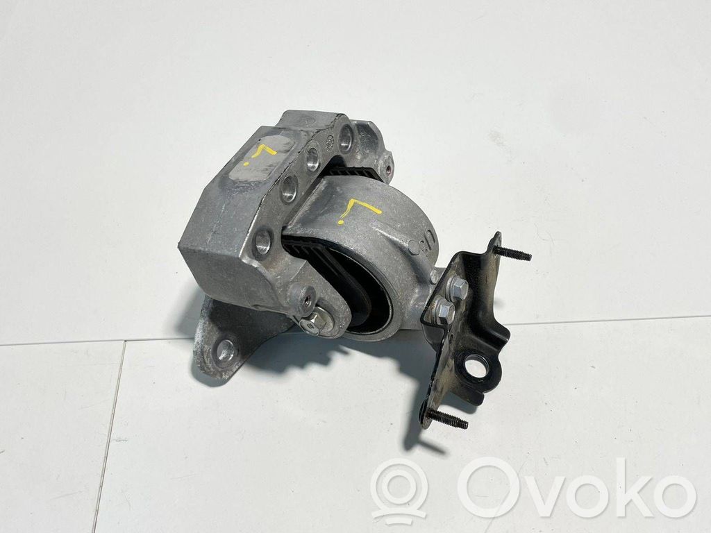 Toyota RAV 4 (XA50) Gearbox mount 