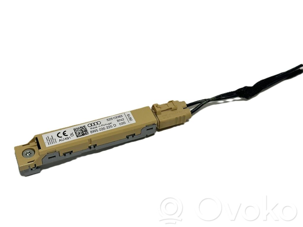 Audi A4 S4 B9 8W Antenos stiprintuvas 
